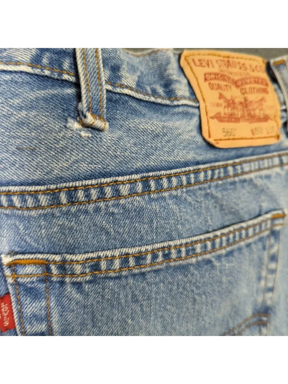 Levi's Jeans Men's 52x30 Fits 50x29 Blue 560 Loose Fit Tapered Leg Denim VTG Y2K